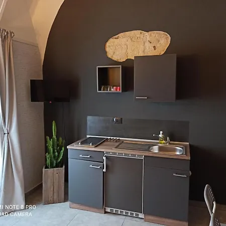Ad Easy -piano Terra- Apartment *